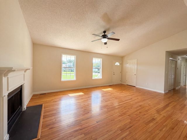 1112 Claire Dr, Spring Hill, TN 37174