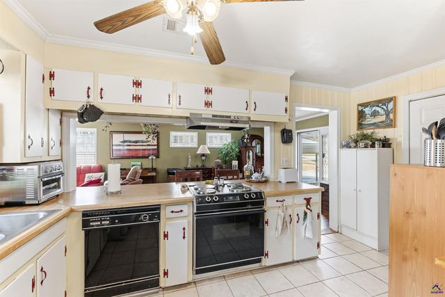 614 Hillcrest Avenue, Perry, GA 31069