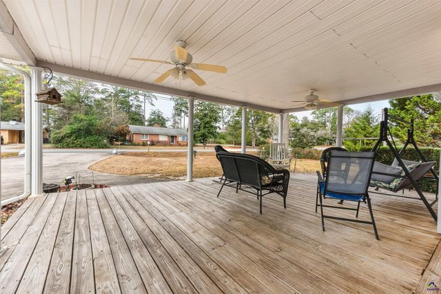 614 Hillcrest Avenue, Perry, GA 31069