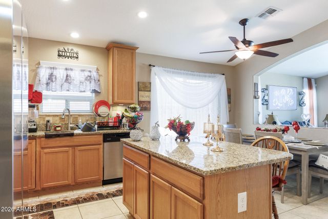 786 W JAHNS Drive, Casa Grande, AZ 85122