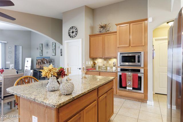 786 W JAHNS Drive, Casa Grande, AZ 85122