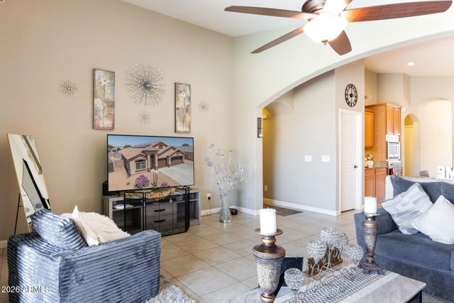 786 W JAHNS Drive, Casa Grande, AZ 85122