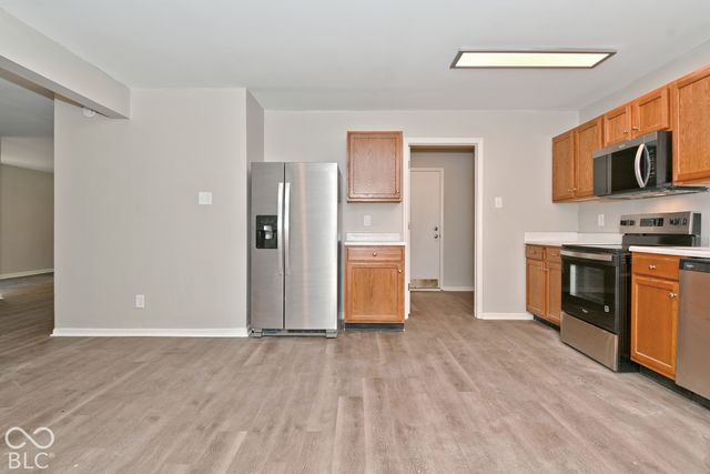 1909 Southernwood Lane, Indianapolis, IN 46231