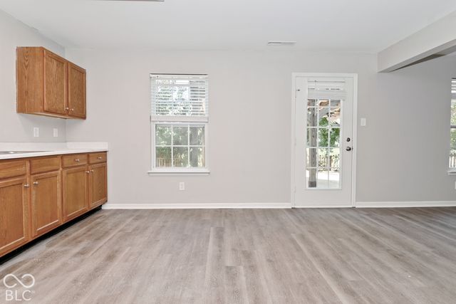 1909 Southernwood Lane, Indianapolis, IN 46231