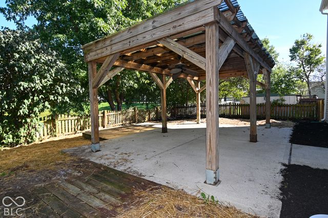 1909 Southernwood Lane, Indianapolis, IN 46231
