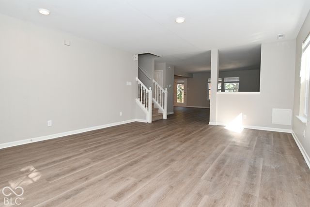 1909 Southernwood Lane, Indianapolis, IN 46231