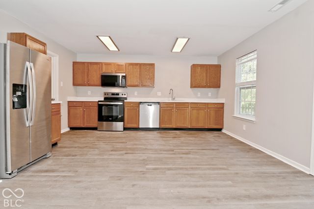1909 Southernwood Lane, Indianapolis, IN 46231