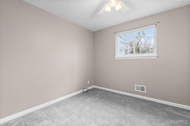 12 Saint James Avenue, Swansea, IL 62226