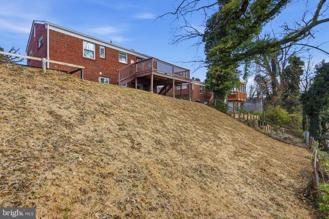 1917 NOVA AVE, Capitol Heights, MD 20731