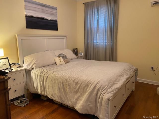 40-11 214th Place 1F, Bayside, NY 11361