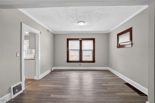 4108 W 48th Street, Cleveland, OH 44144