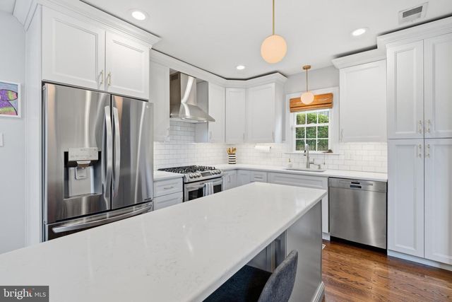417 OXFORD RD, Havertown, PA 19083