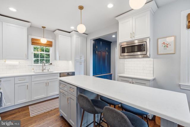 417 OXFORD RD, Havertown, PA 19083