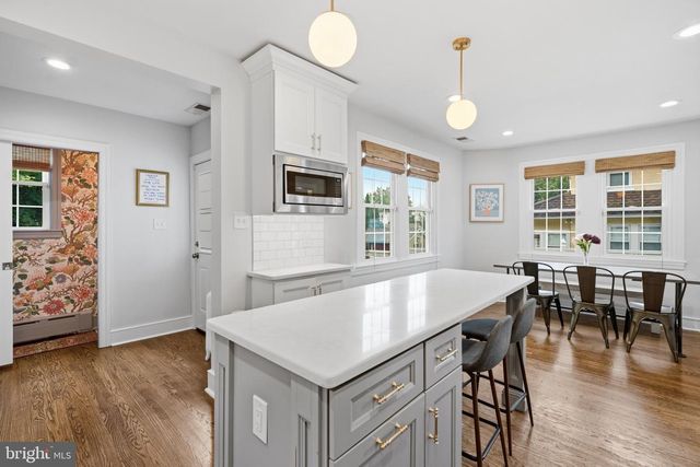 417 OXFORD RD, Havertown, PA 19083