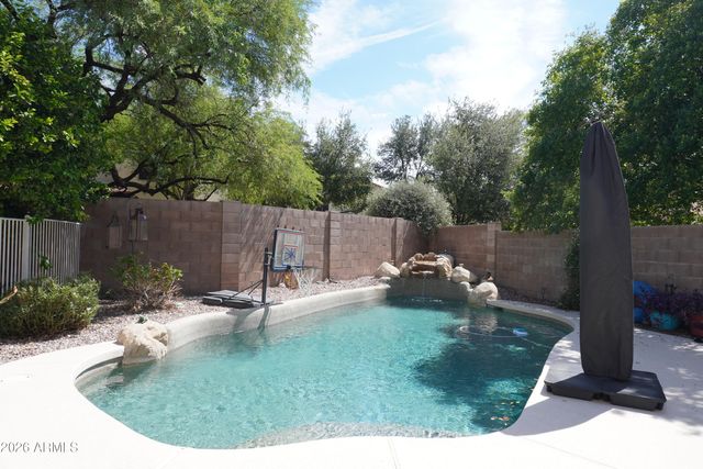 12729 N 58TH Drive, Glendale, AZ 85304