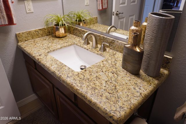 12729 N 58TH Drive, Glendale, AZ 85304
