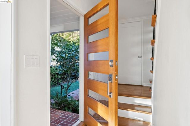 752 Grizzly Peak Blvd, Berkeley, CA 94708