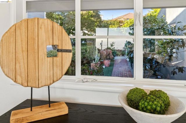 752 Grizzly Peak Blvd, Berkeley, CA 94708