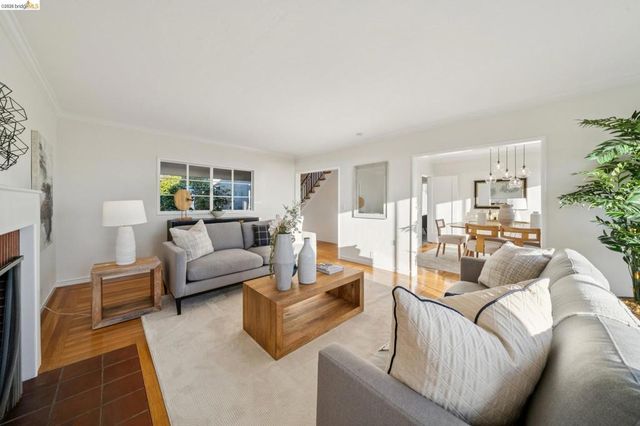 752 Grizzly Peak Blvd, Berkeley, CA 94708