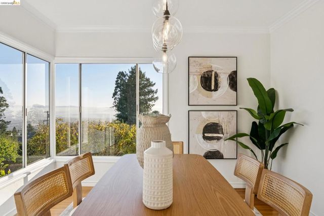 752 Grizzly Peak Blvd, Berkeley, CA 94708