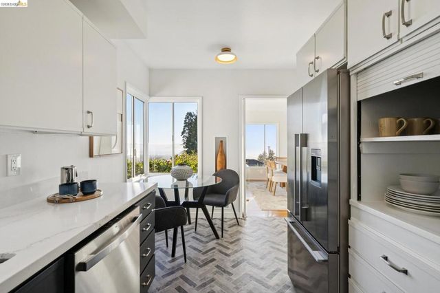 752 Grizzly Peak Blvd, Berkeley, CA 94708