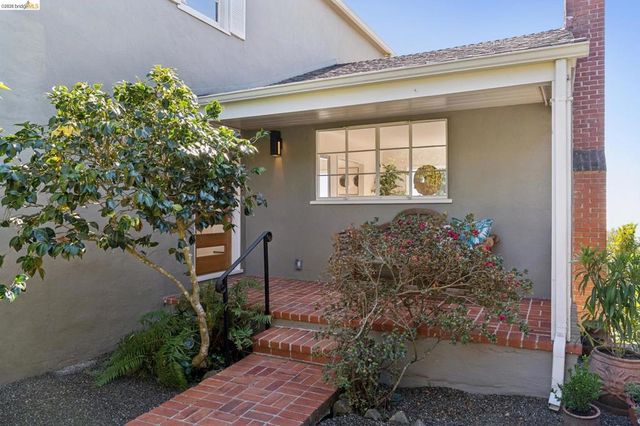 752 Grizzly Peak Blvd, Berkeley, CA 94708