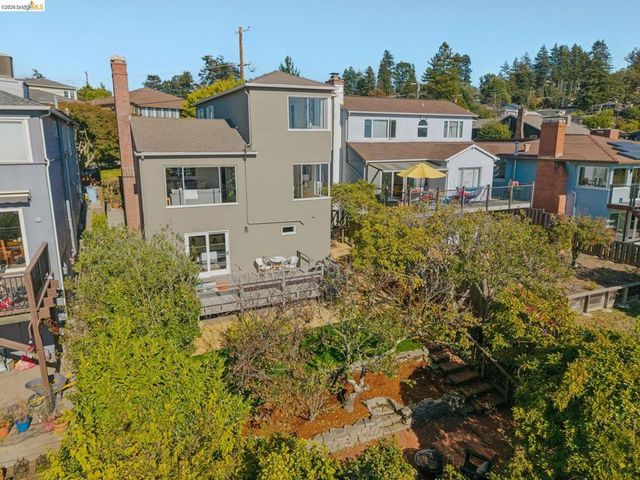 752 Grizzly Peak Blvd, Berkeley, CA 94708