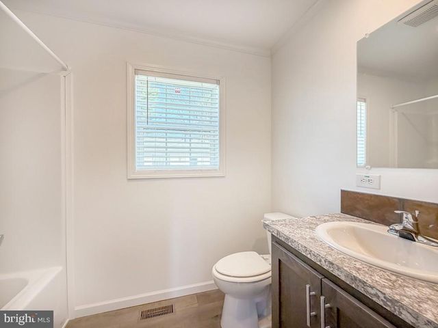 6327 FULLER DR, Morrisville, PA 19067