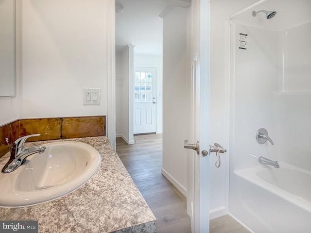 6327 FULLER DR, Morrisville, PA 19067