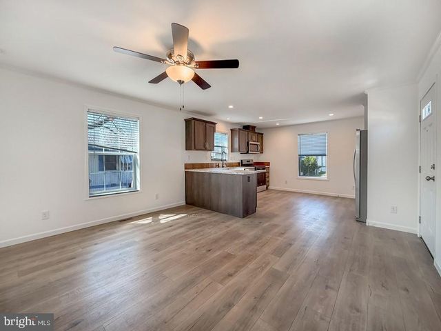 6327 FULLER DR, Morrisville, PA 19067