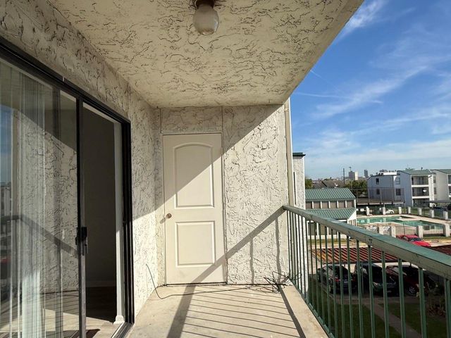 2816 S Bartell Drive 34, Houston, TX 77054