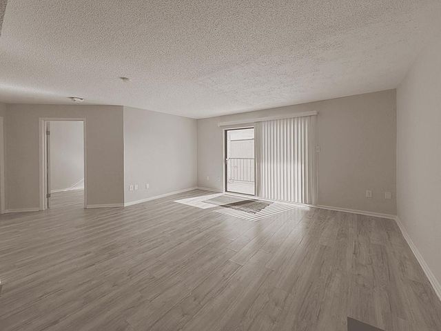 2816 S Bartell Drive 34, Houston, TX 77054