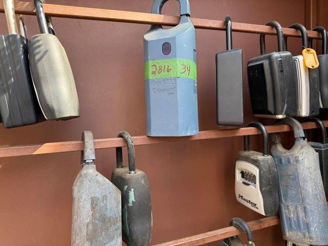 2816 S Bartell Drive 34, Houston, TX 77054