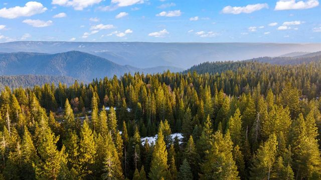 16277 Ophir Silver Rd, Nevada City, CA 95959