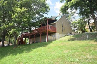 201 Acorn Lane, Clyde, NC 28721