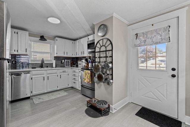 24 River St B, Danvers, MA 01923