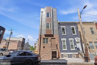2002 N CLEVELAND ST, Philadelphia, PA 19121