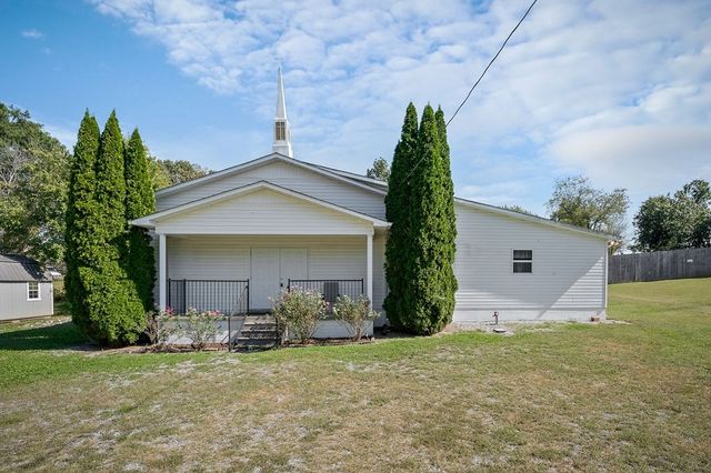 150 Tabernacle Rd, Smithville, TN 37166