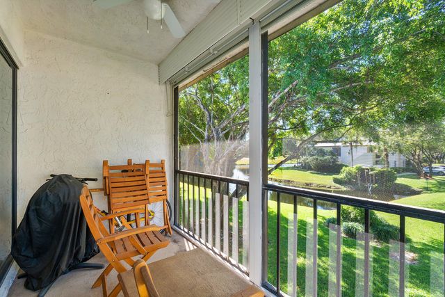 8436 CYPRESS Lane 7H, Boca Raton, FL 33433