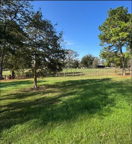 12494-725B Hill Creek Road, Montgomery, TX 77356