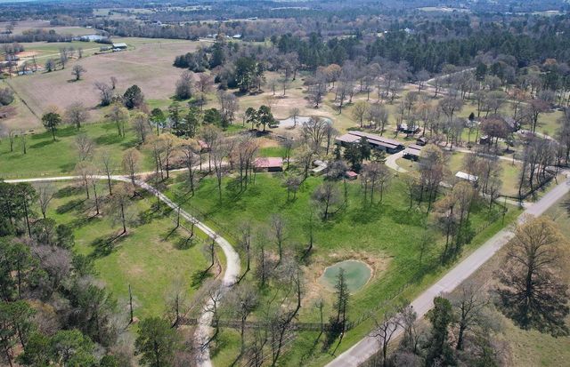 12494-725B Hill Creek Road, Montgomery, TX 77356