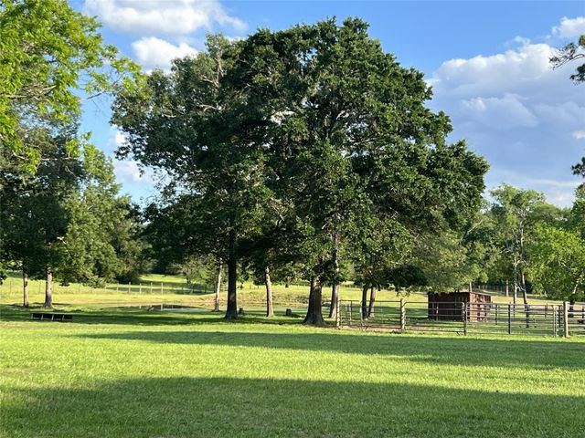 12494-725B Hill Creek Road, Montgomery, TX 77356