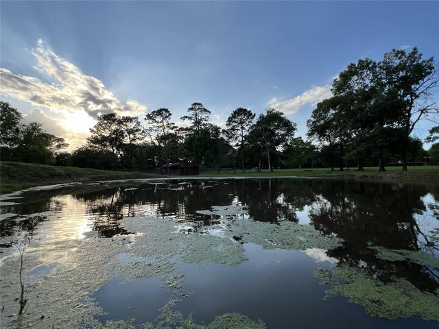 12494-725B Hill Creek Road, Montgomery, TX 77356