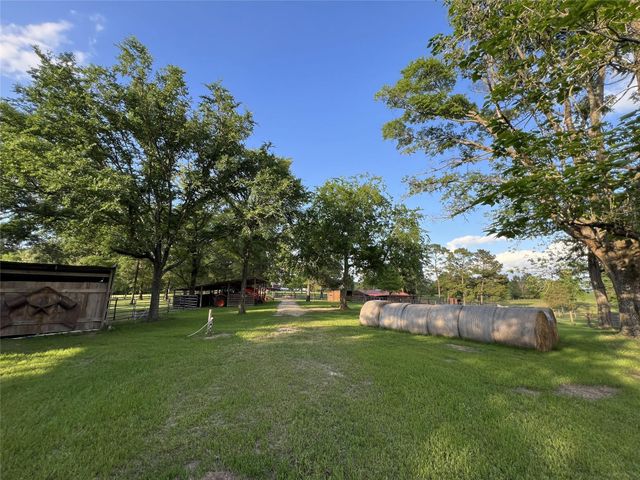 12494-725B Hill Creek Road, Montgomery, TX 77356