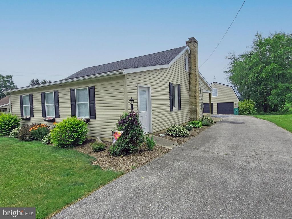 4545 SYCAMORE GROVE RD, Chambersburg, PA 17202