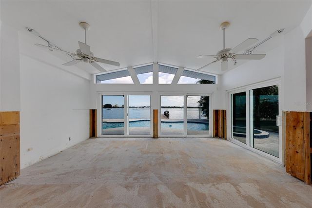 814 BAY POINT DRIVE, Madeira Beach, FL 33708