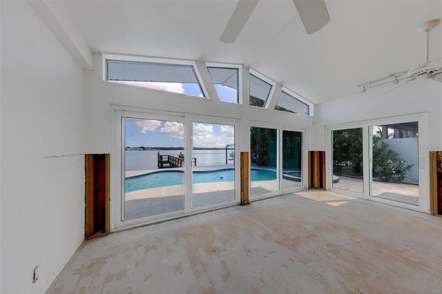 814 BAY POINT DRIVE, Madeira Beach, FL 33708