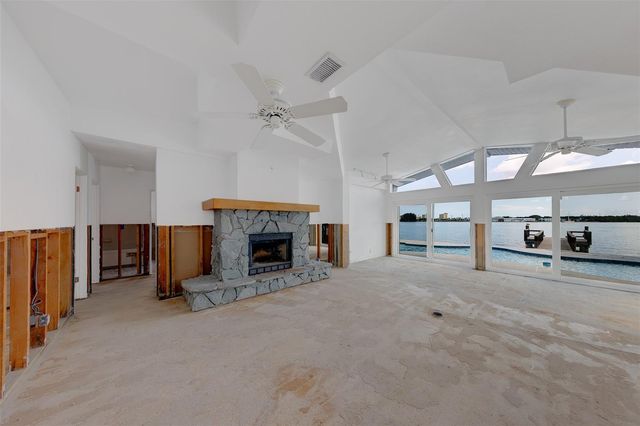 814 BAY POINT DRIVE, Madeira Beach, FL 33708