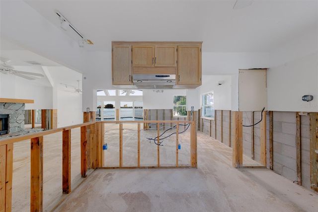 814 BAY POINT DRIVE, Madeira Beach, FL 33708
