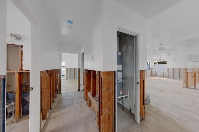 814 BAY POINT DRIVE, Madeira Beach, FL 33708